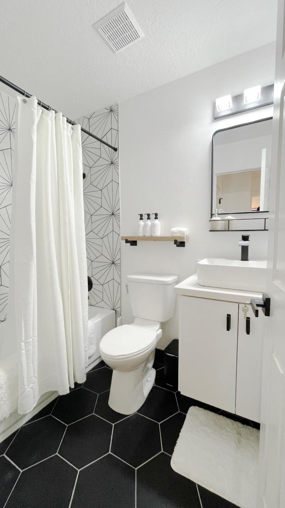 Private Room With Shared Spaces In Fully Equipped Lehi Home Екстериор снимка